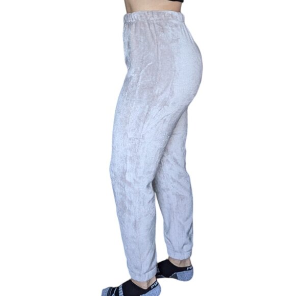 H&M Beige Fluffy Pajama Pants Women Size Medium - Picture 2 of 6